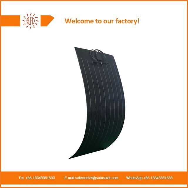 Polu fleksibilna solarna ploča