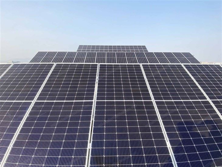 100kW na mrežnom solarnom sistemu