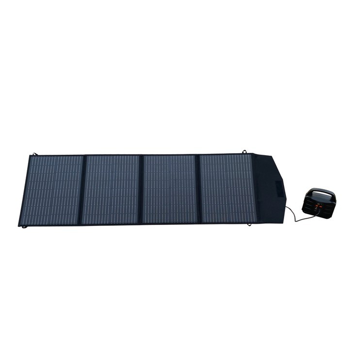 Prijenosni solarni panel za punjenje na otvorenom